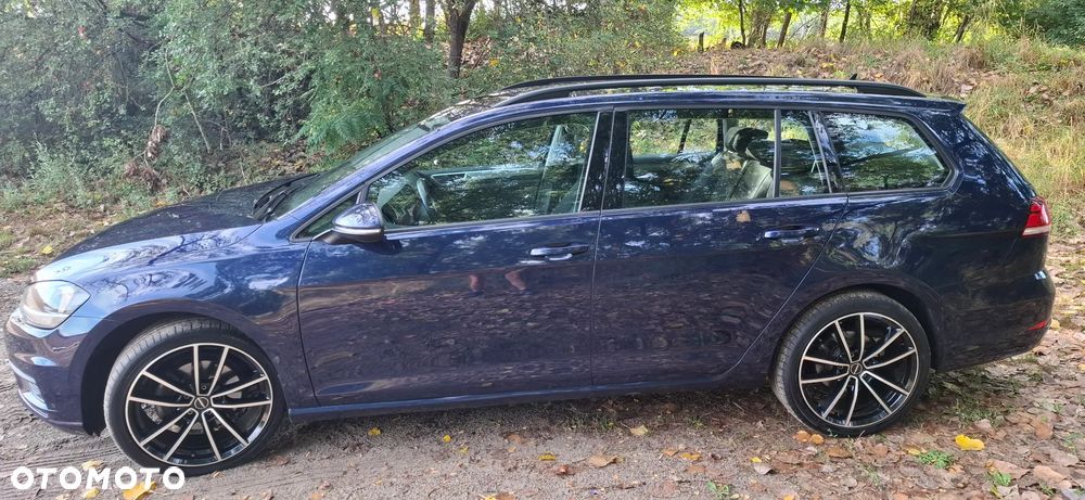 Volkswagen Golf - 22