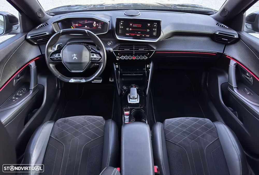 Peugeot 2008 1.2 PureTech GT Pack EAT8 - 6