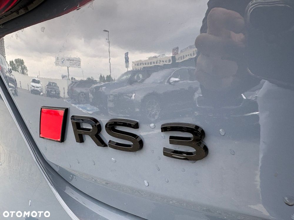 Audi RS3 Limousine - 8