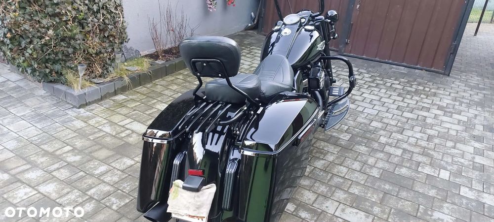 Harley-Davidson Touring Road King - 36