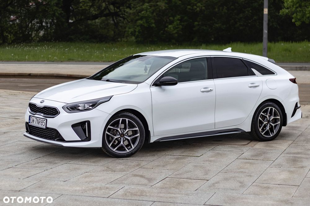 Kia ProCeed - 9