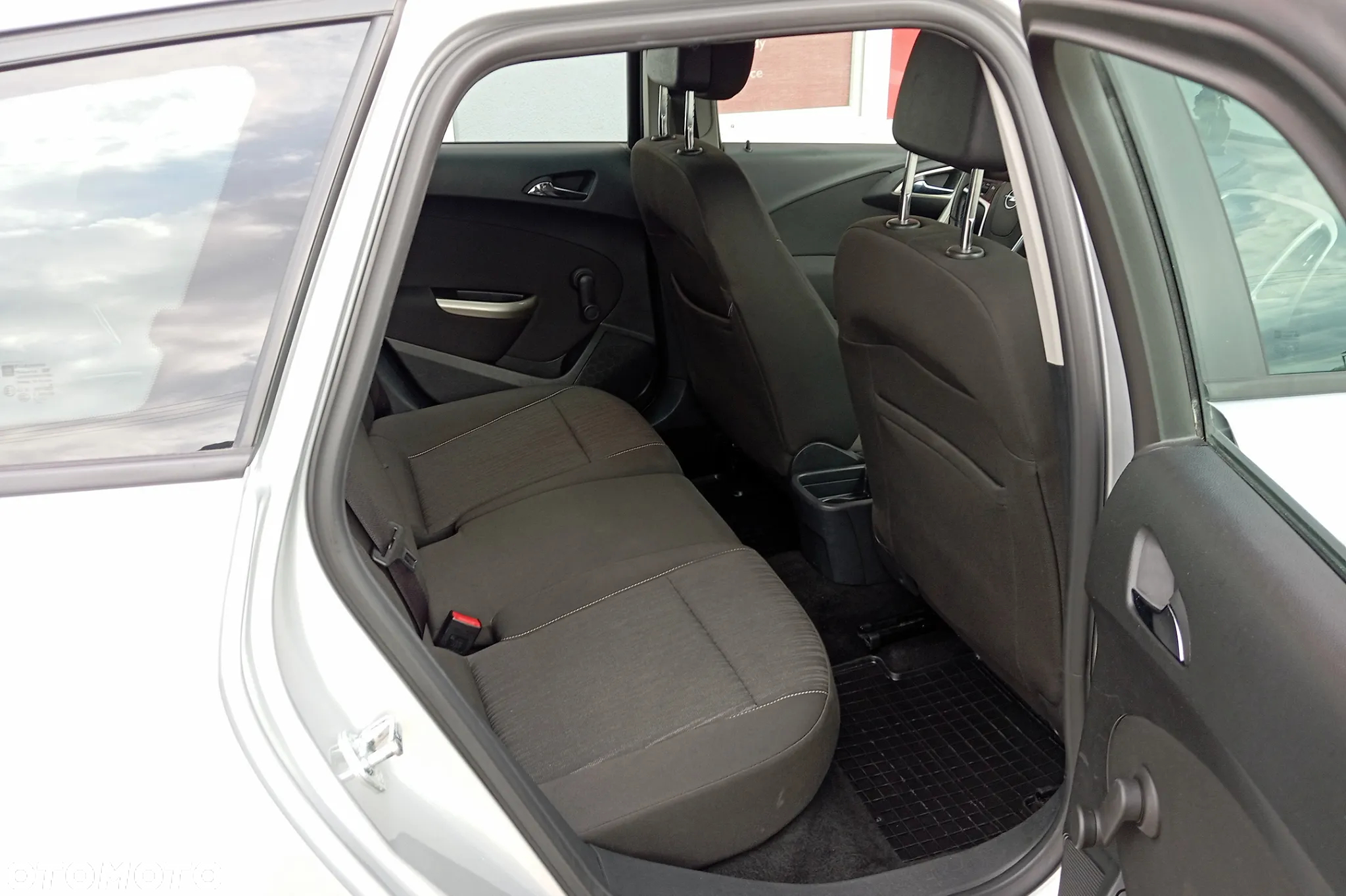 Opel Astra 1.7 CDTI DPF Sports Tourer - 35