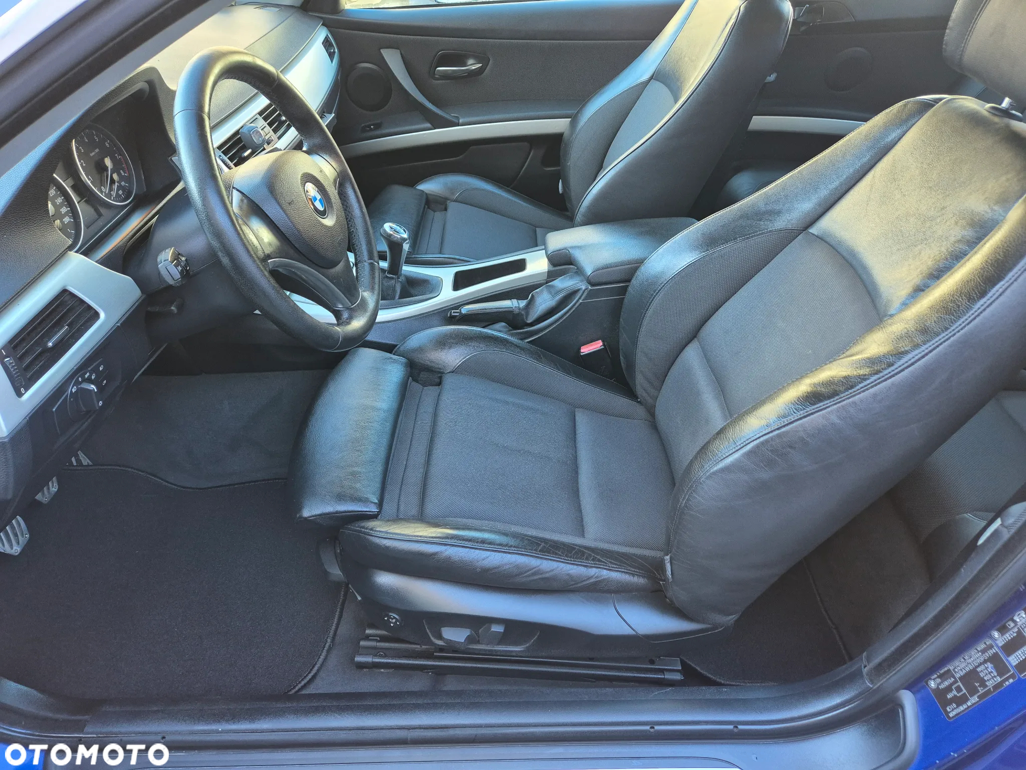 BMW Seria 3 325i - 13