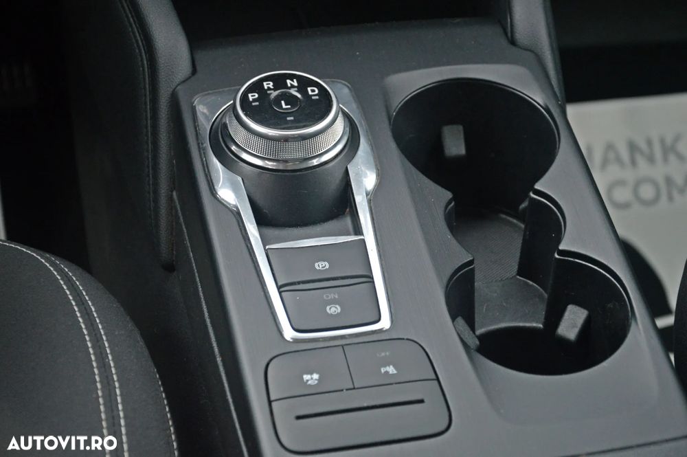 Ford Kuga 2.5 Duratec FHEV FWD Titanium - 31