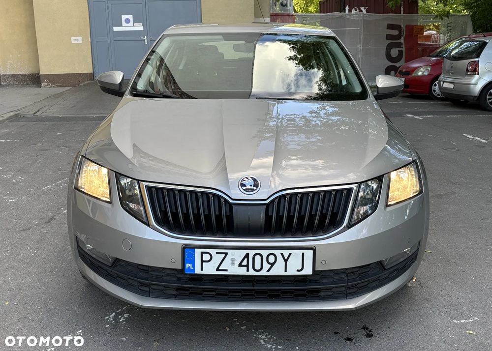 Skoda Octavia 1.6 TDI Ambition - 2