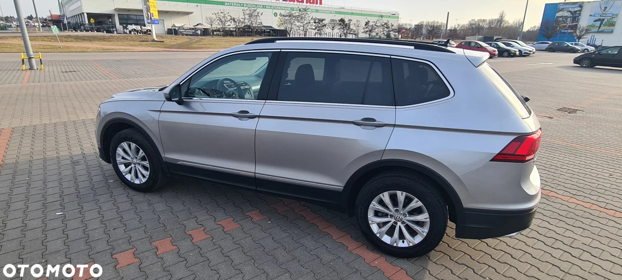 Volkswagen Tiguan 2.0 TSI 4Mot Comfortline DSG - 9