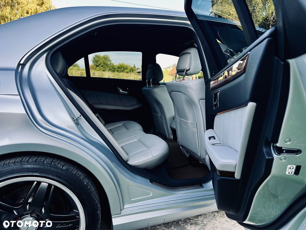 Mercedes-Benz Klasa E 350 4-Matic Avantgarde - 12