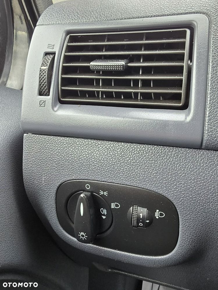 Ford Transit Connect - 26