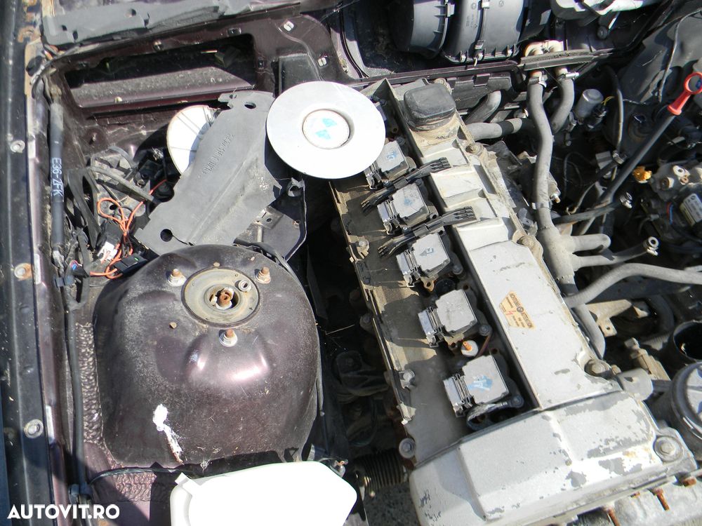 Dezmembrari  BMW 3 (E36)  1990  > 2000 320 i Benzina - 8