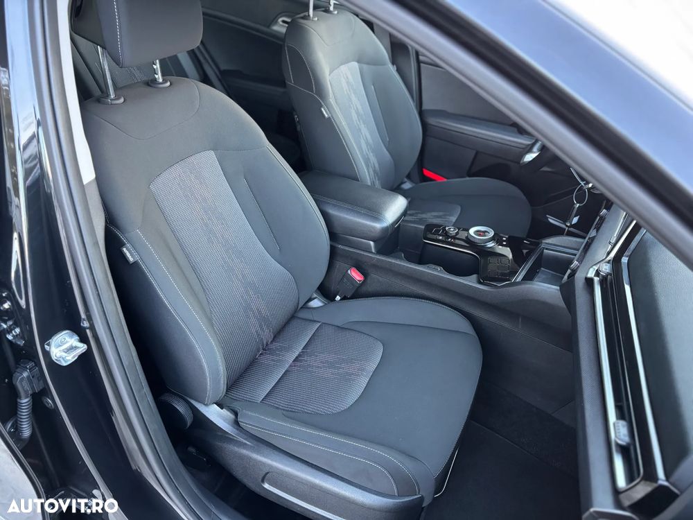 Kia Sportage 1.6 T-GDI MHEV 7DCT HP 4x2 Business Line - 38