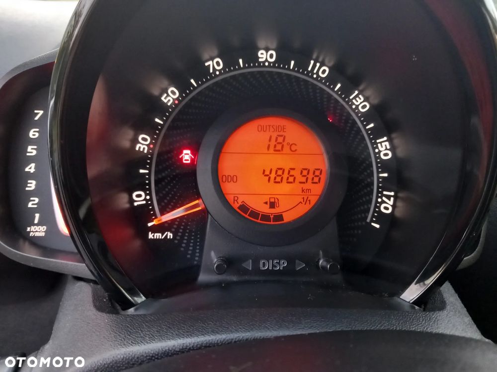 Toyota Aygo 1.0 VVT-i Color Edition - 10