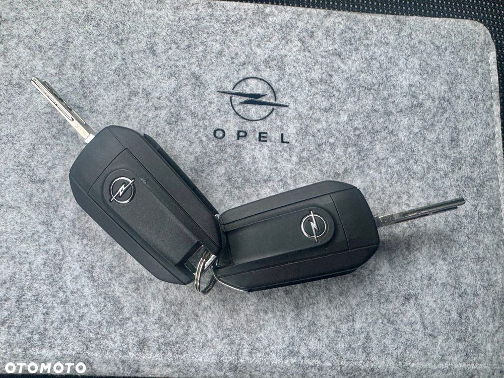Opel Vivaro - 23