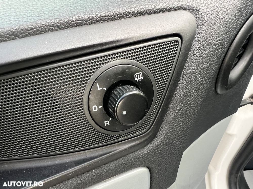 Skoda Octavia Combi 1.6 TDI DPF 4x4 Ambition - 13