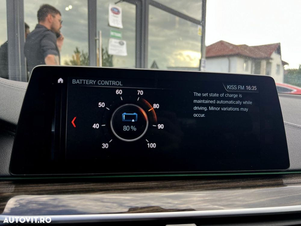 BMW Seria 5 530e AT PHEV - 36