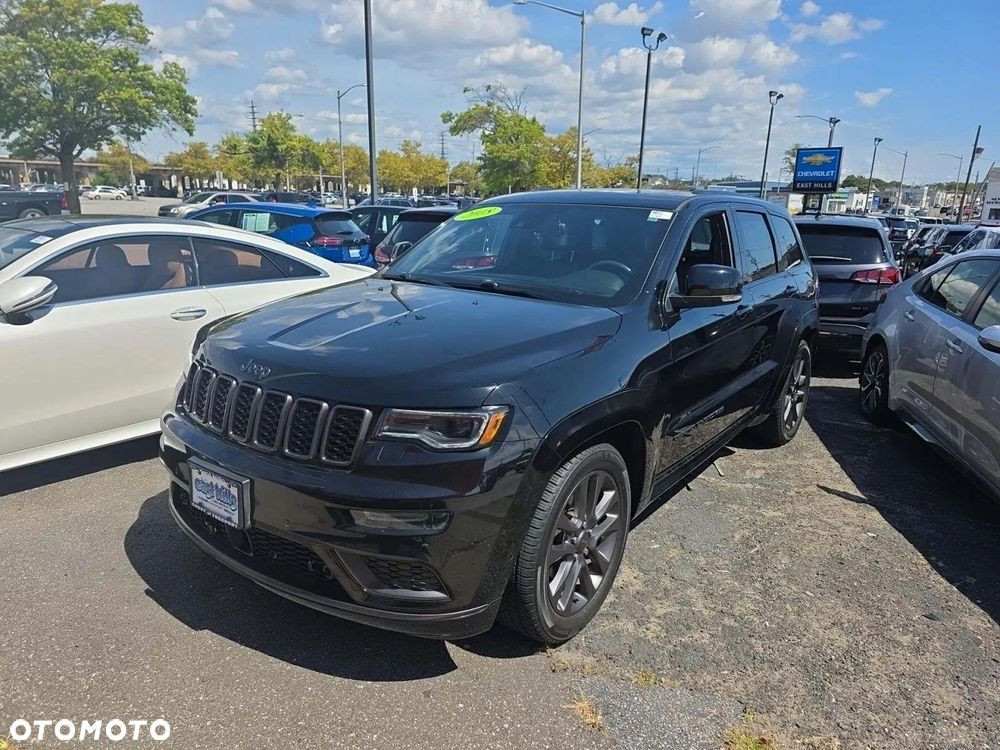 Jeep Grand Cherokee - 1