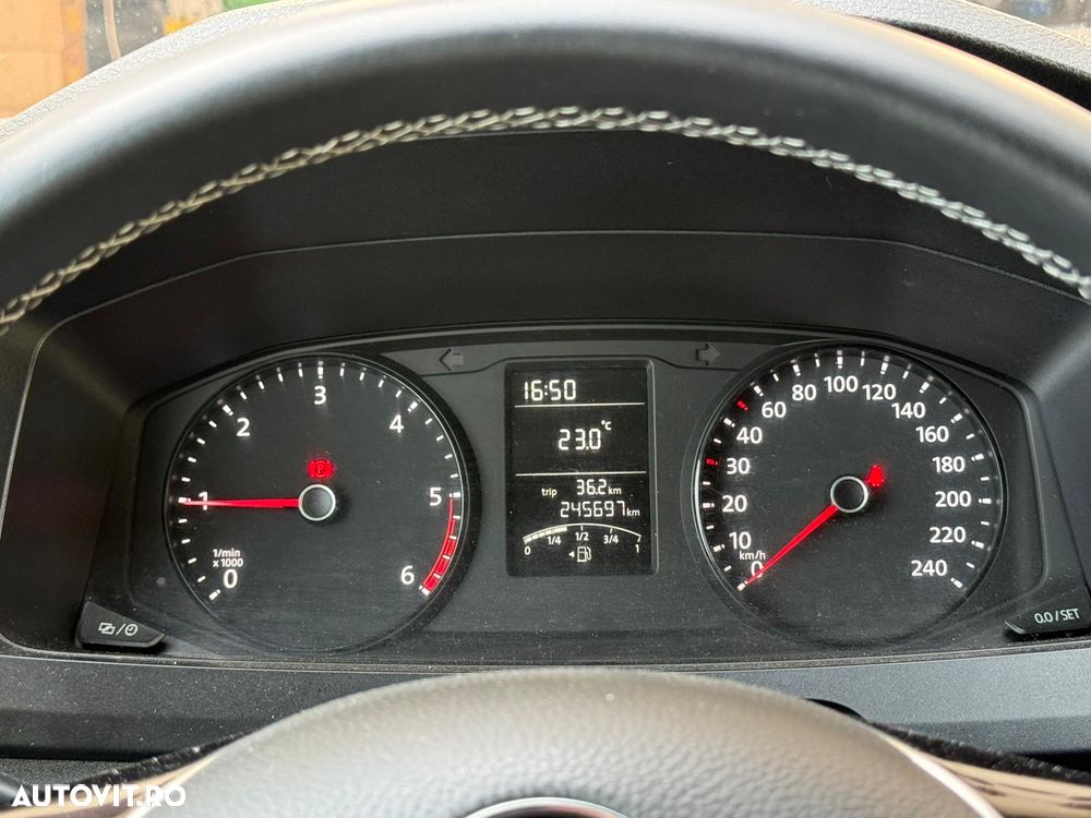 Volkswagen Transporter Kurz Plus Trendline - 28