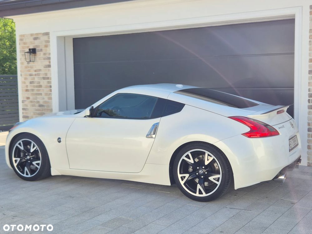 Nissan 370 Z 3.7 V6 Black Edition - 11
