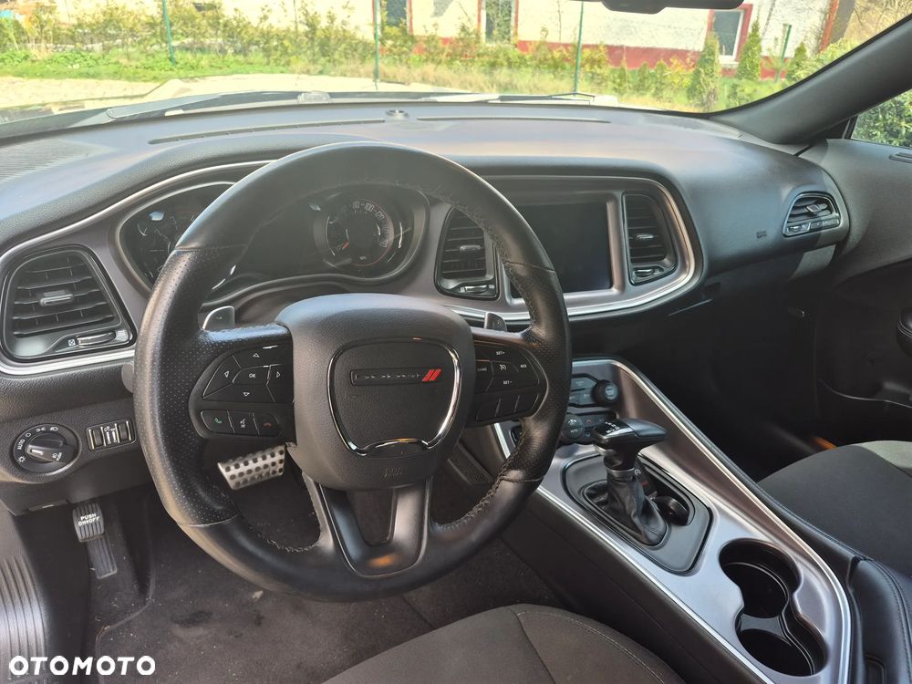 Dodge Challenger 5.7 R/T - 7