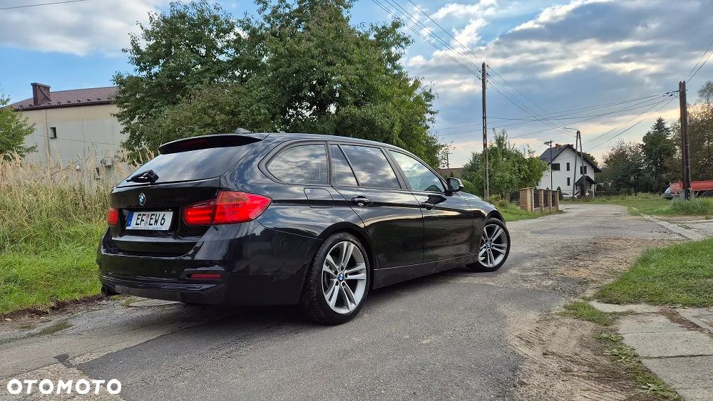 BMW Seria 3 318d - 3