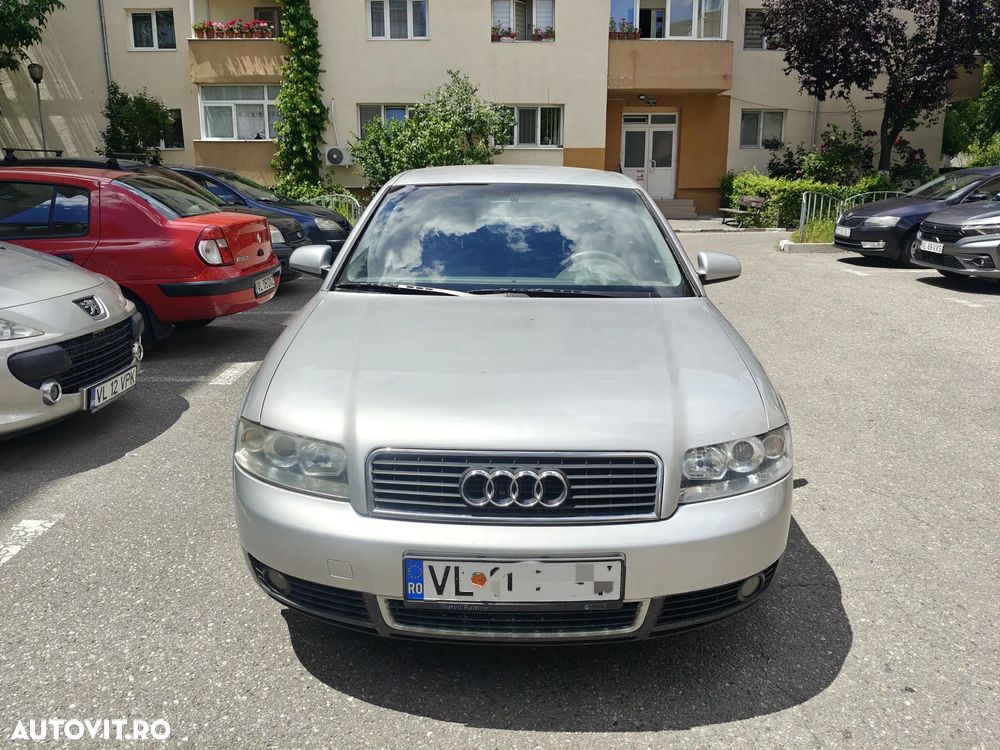 Audi A4 Limuzina 2.0 - 6