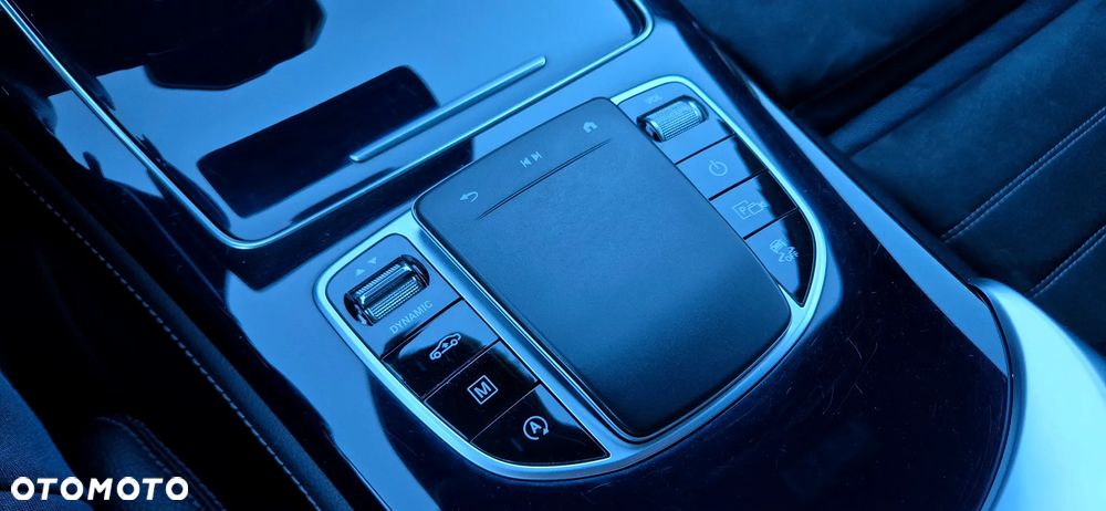 Mercedes-Benz GLC Coupe 300 4-Matic - 30