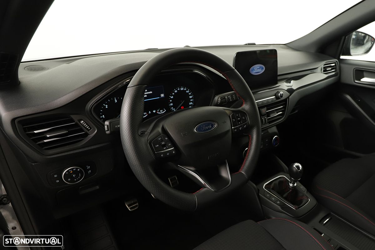 Ford Focus 1.5 TDCi EcoBlue ST-Line - 5
