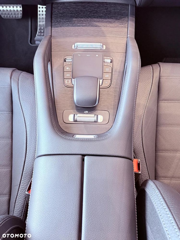 Mercedes-Benz GLS - 15