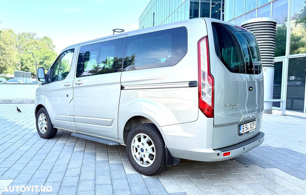 Ford Tourneo Custom - 3