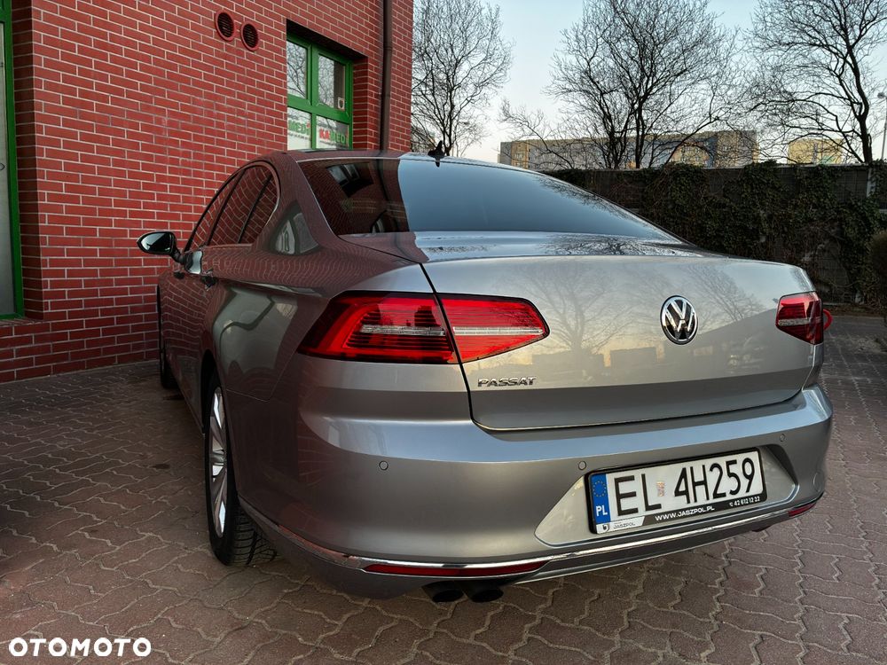 Volkswagen Passat 1.8 TSI BMT Highline - 10