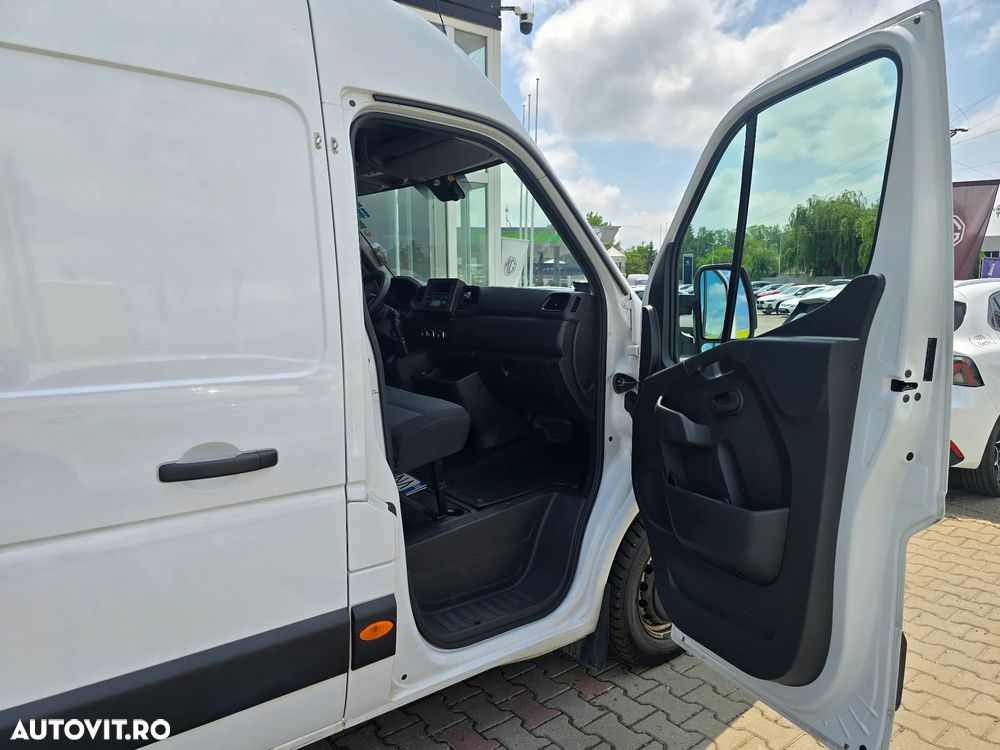 Renault Master - 10