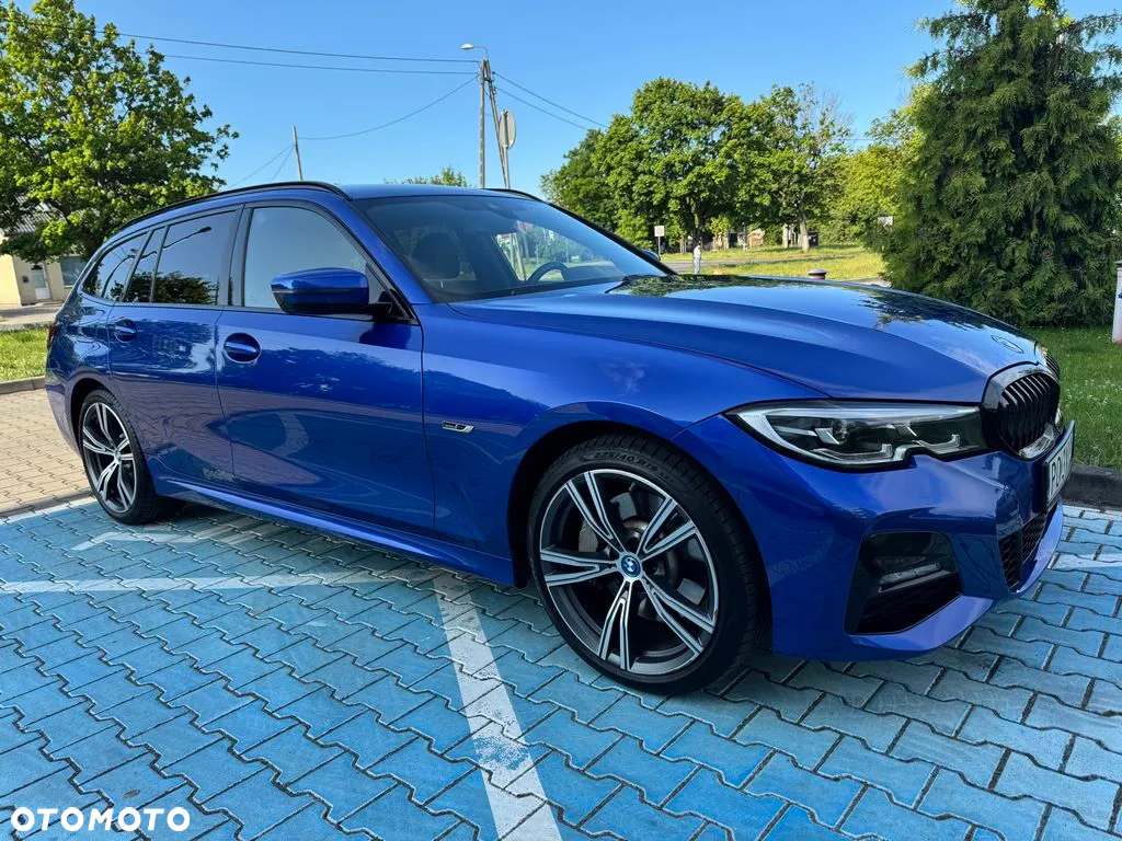 BMW Seria 3 330e M Sport sport - 11