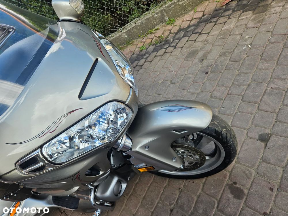 Honda GL - 7