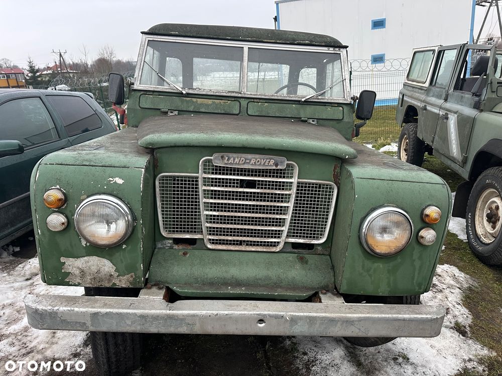Land Rover Defender - 2