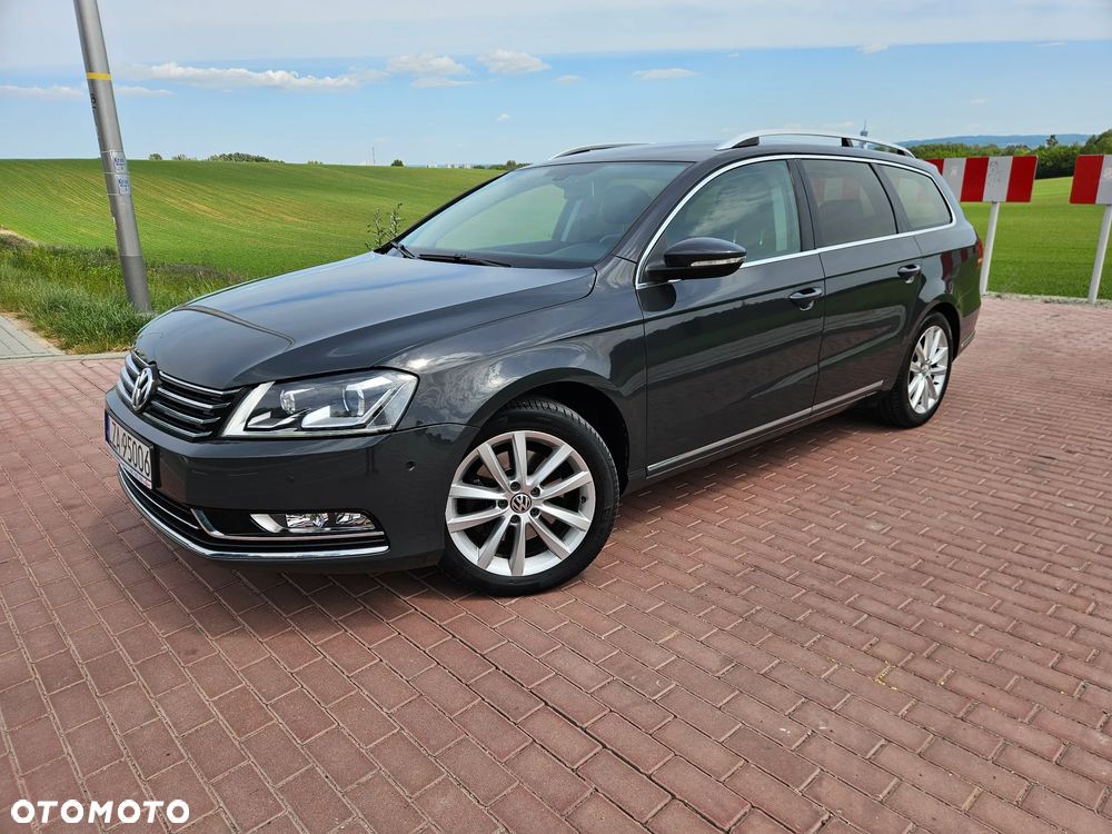 Volkswagen Passat 2.0 TDI Highline - 9