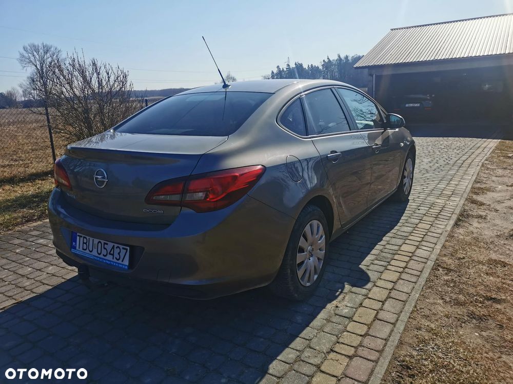 Opel Astra 1.4 T Cosmo - 7