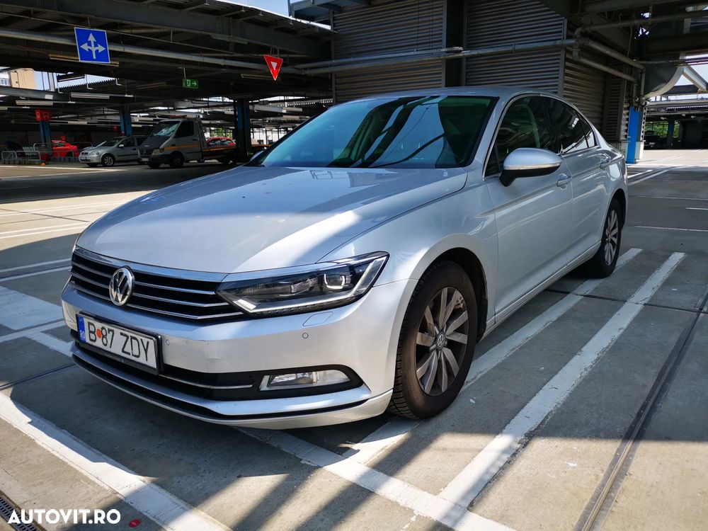 Volkswagen Passat 2.0 TDI DSG Comfortline - 1