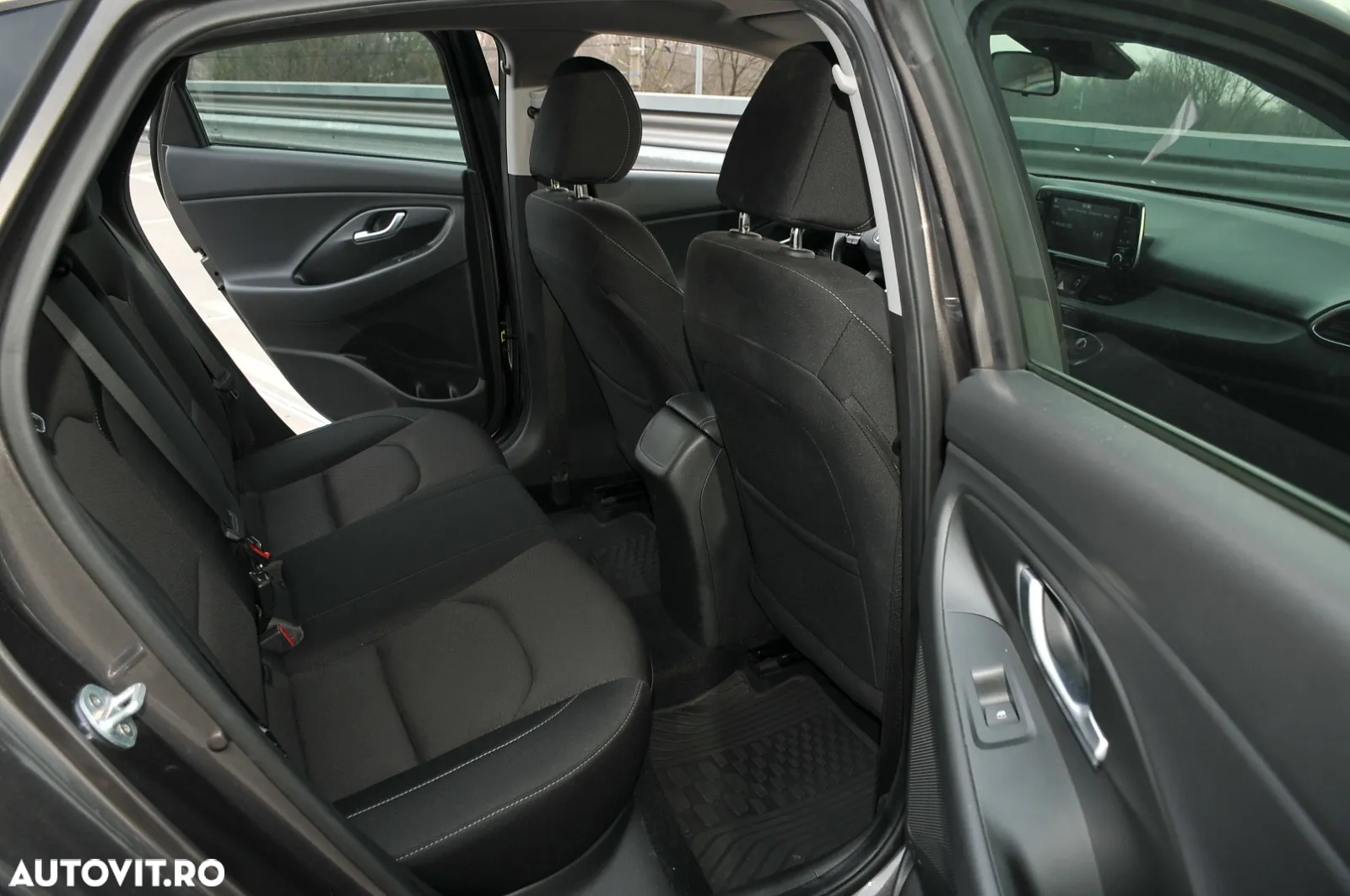 Hyundai i30 1.4 T-GDI 140CP 5DR 7DCT Exclusive+ - 8