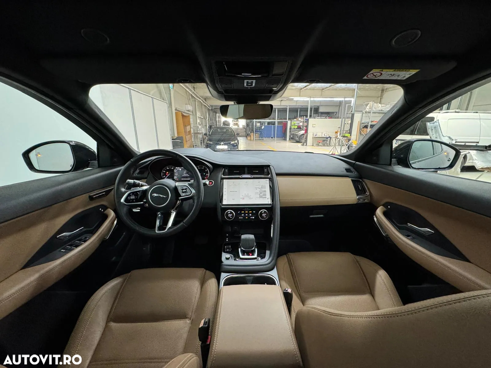 Jaguar E-Pace - 18