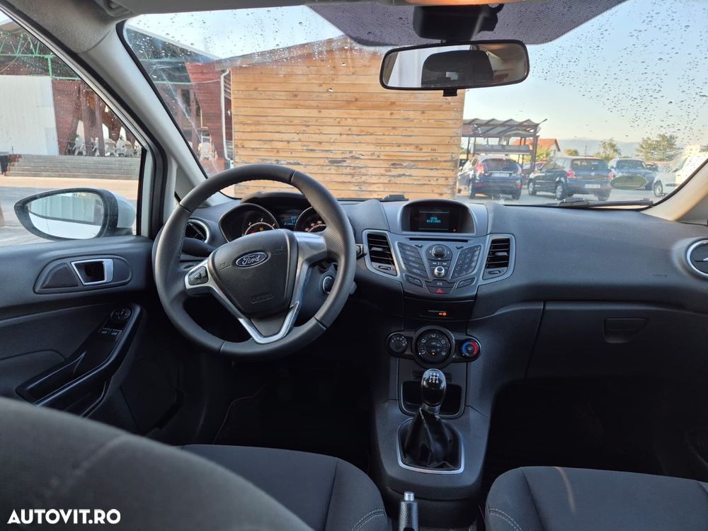 Ford Fiesta 1.5 TDCi Celebration - 16