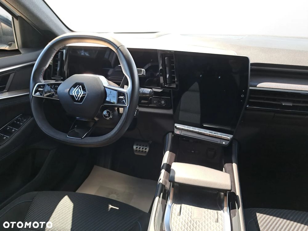 Renault Austral 1.3 TCe mHEV Iconic esprit Alpine - 13