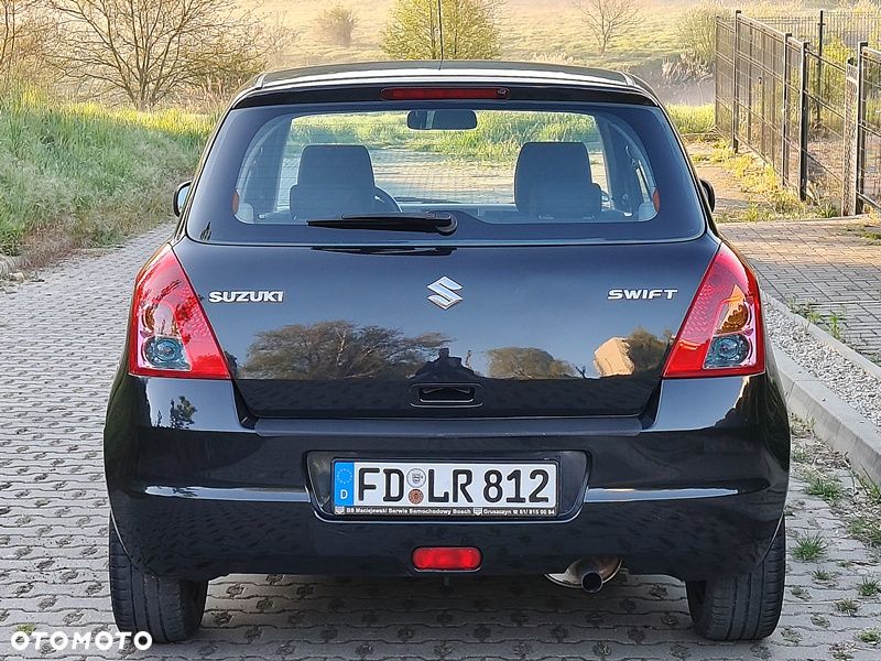 Suzuki Swift 1.3 Comfort - 24