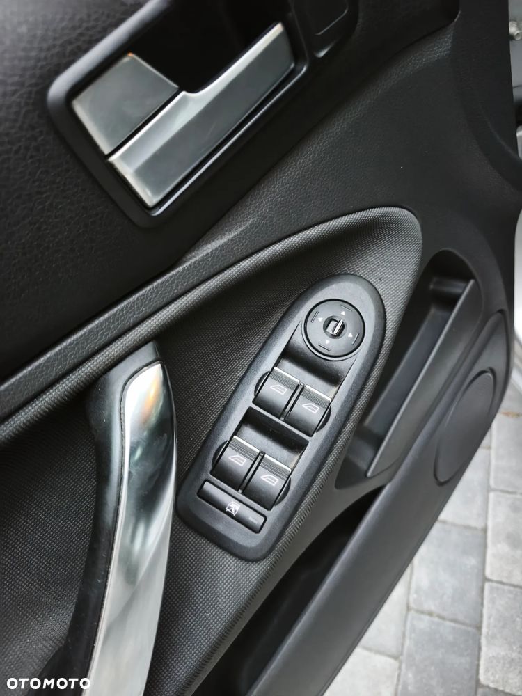 Ford C-MAX 1.8 Style - 5