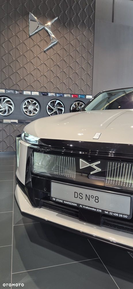 DS Automobiles N°8 - 5