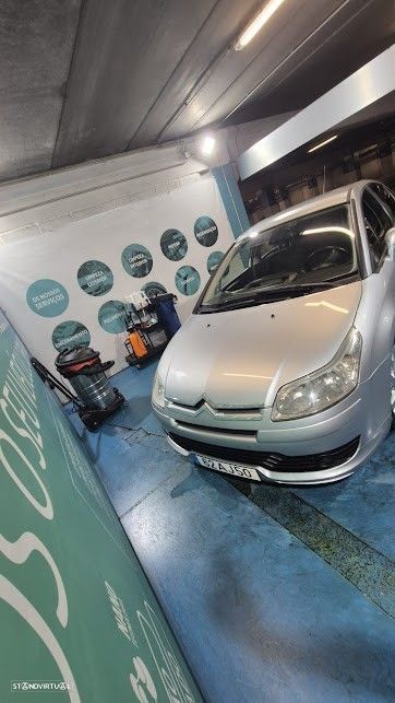 Citroën C4 1.6 HDi 110 SX - 8