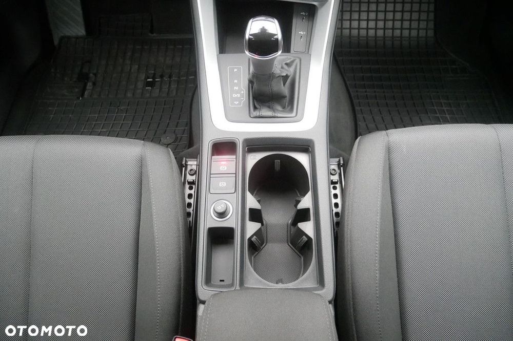Audi Q3 2.0 TDI S tronic - 11