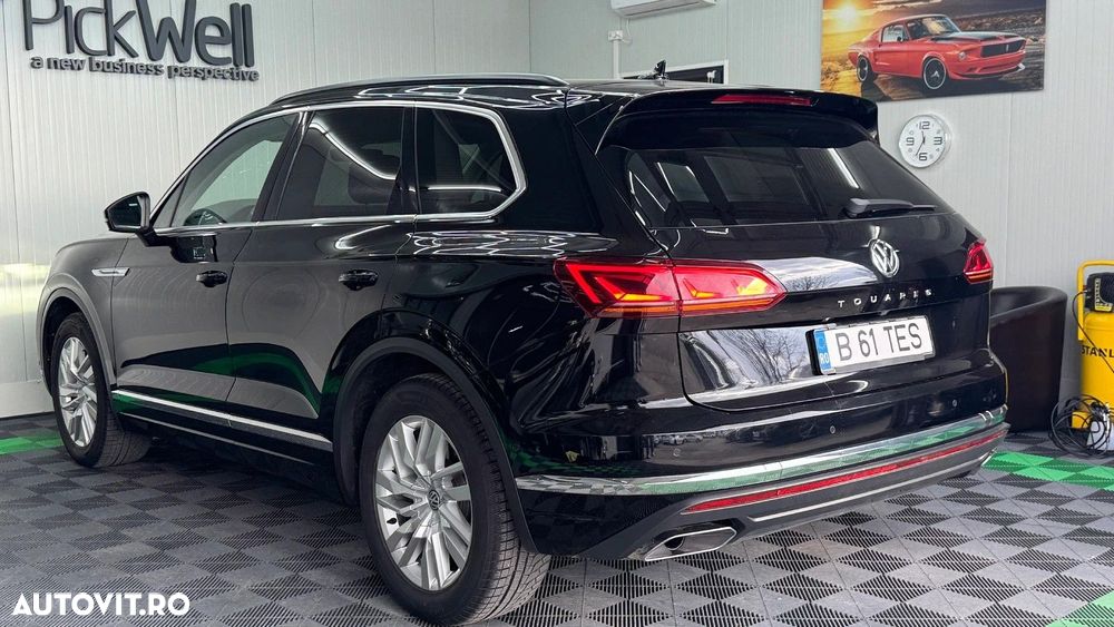 Volkswagen Touareg - 4