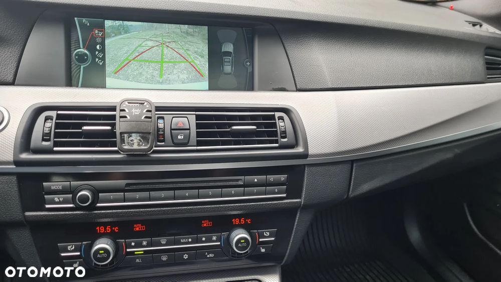 BMW Seria 5 535d Touring - 12