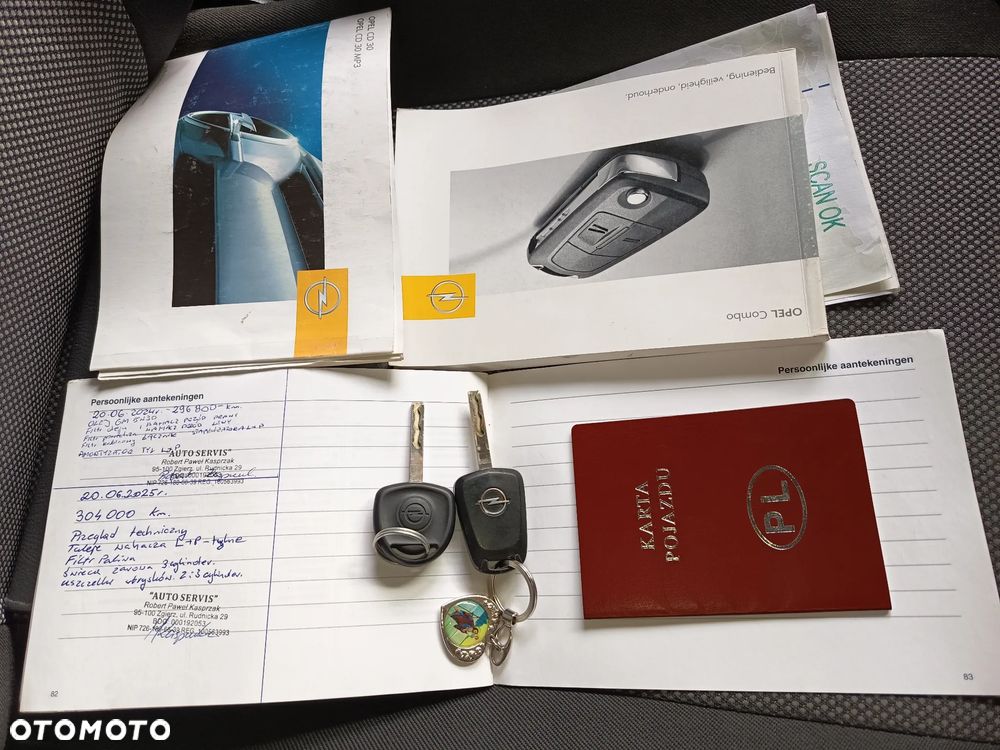 Opel Combo Tour 1.7 CDTI Arizona - 32