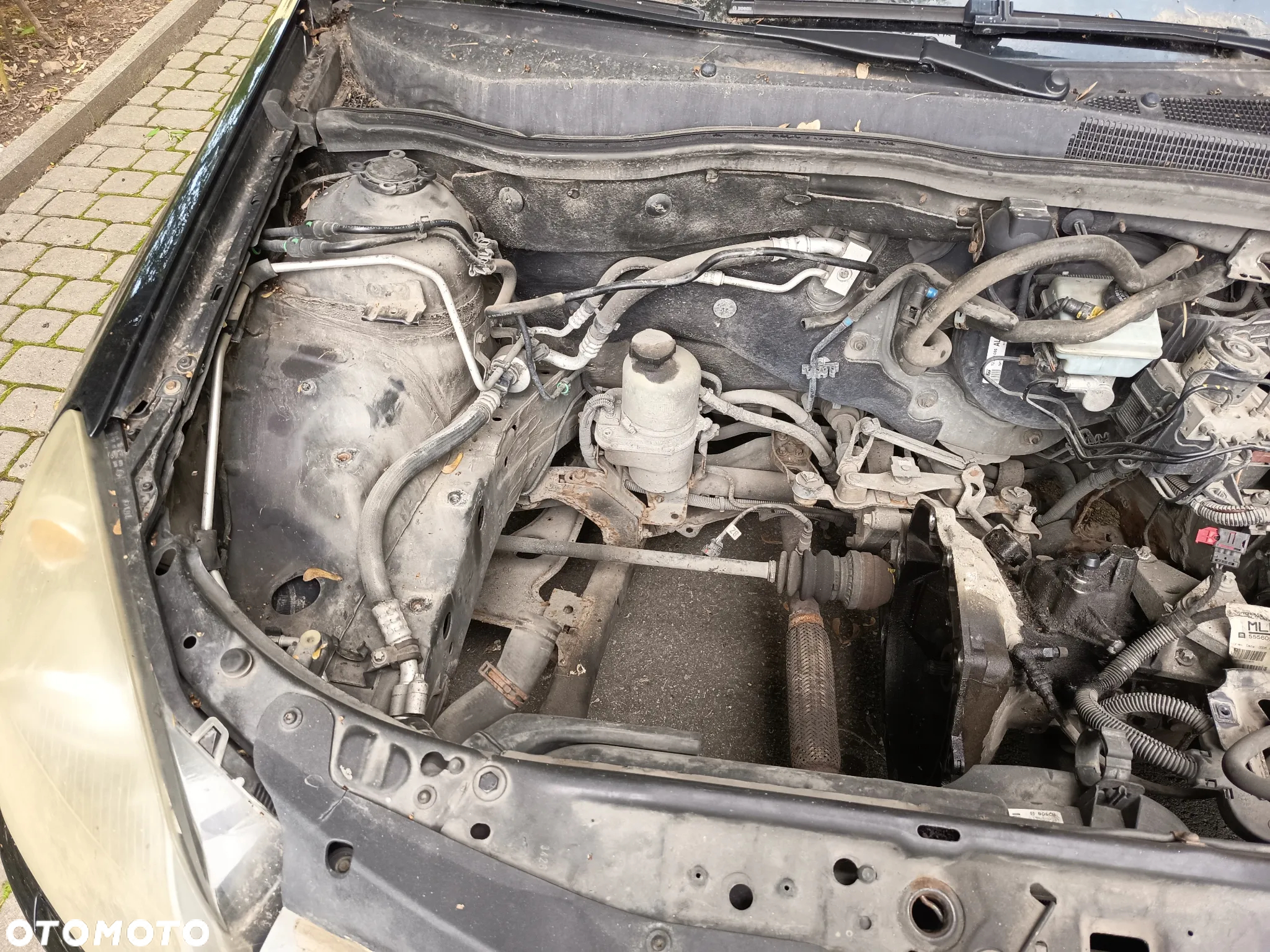 Opel Astra III GTC 1.4 111 - 4