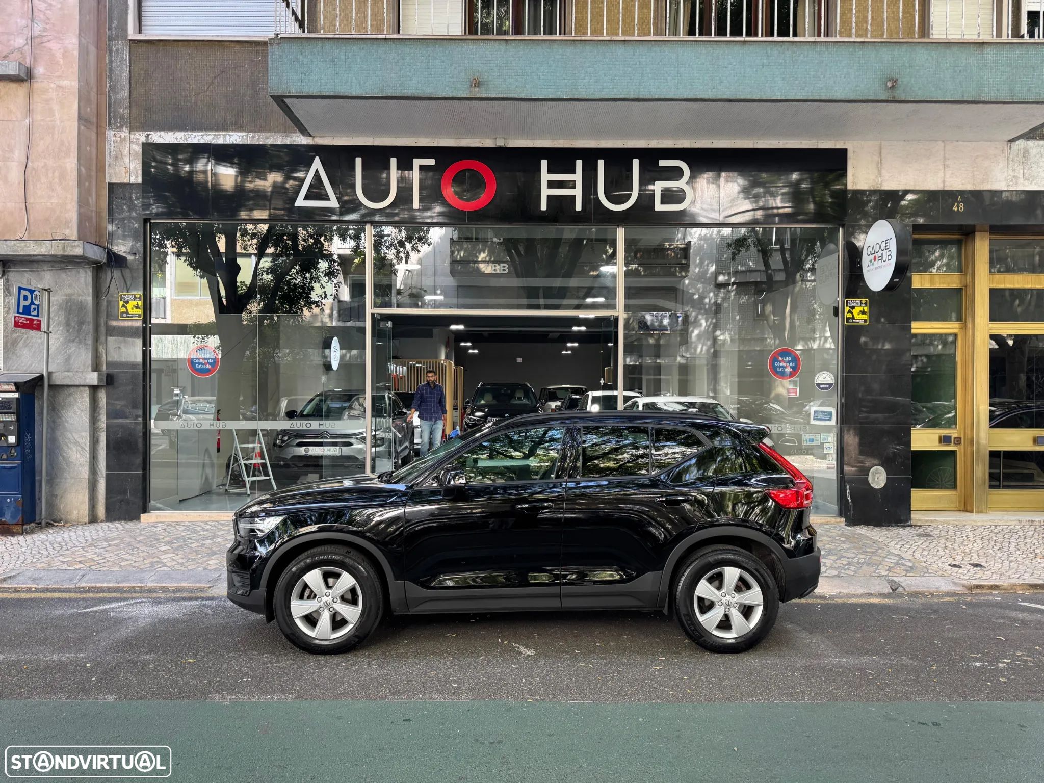 Volvo XC 40 1.5 T2 Core Auto - 1